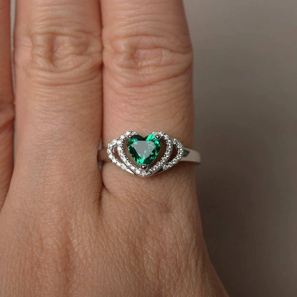 Cross-Border Hot Sale Heart-Shaped European and American Emerald Ring