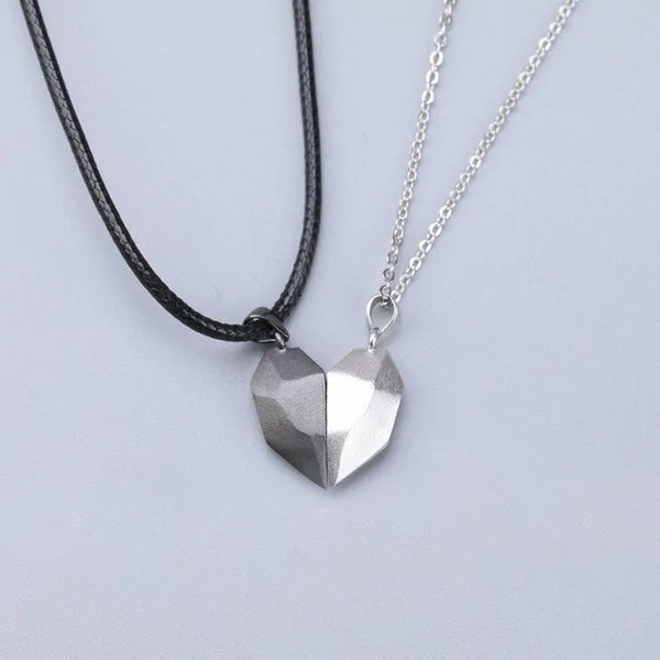 Magnetic Couple Heart-Shaped Necklace