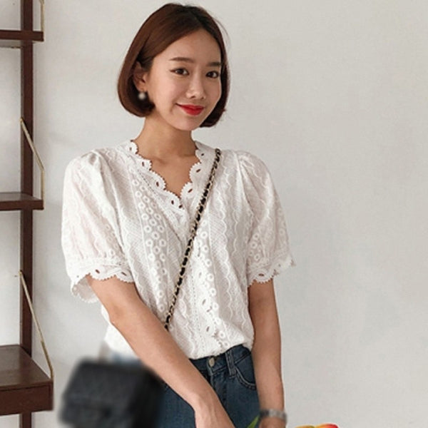 Office Ladies Lace Border Shirt Fashion Hollow Out White Blouse Simple Casual V-Neck Short Sleeve Blouses