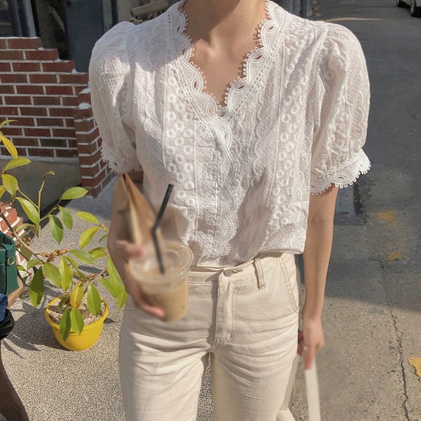 Office Ladies Lace Border Shirt Fashion Hollow Out White Blouse Simple Casual V-Neck Short Sleeve Blouses